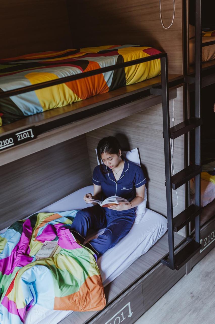 Nomad Hostel Kemang Jacarta Exterior foto