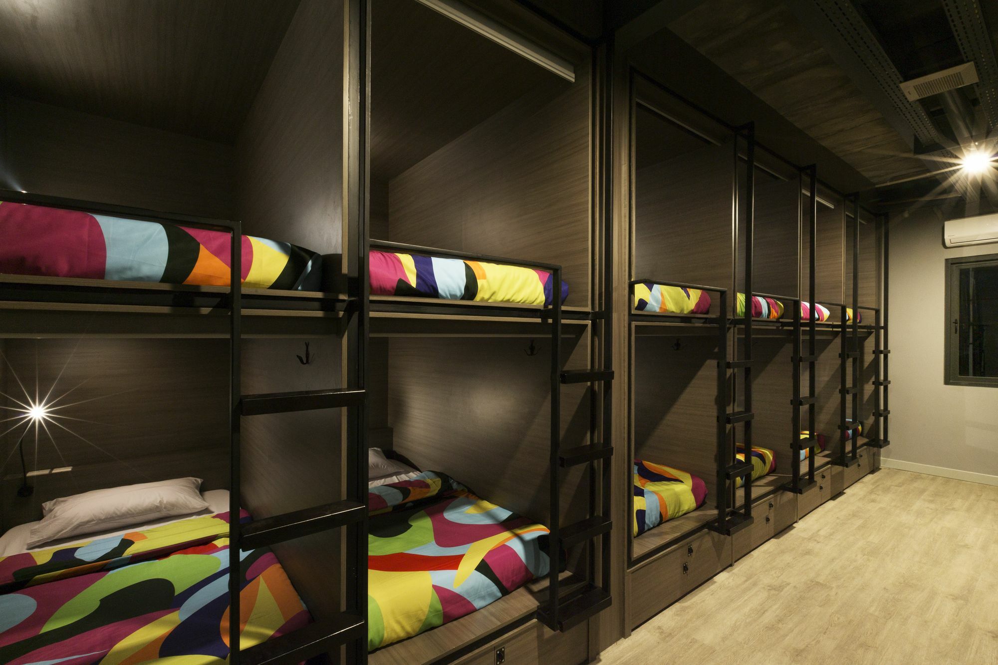 Nomad Hostel Kemang Jacarta Exterior foto