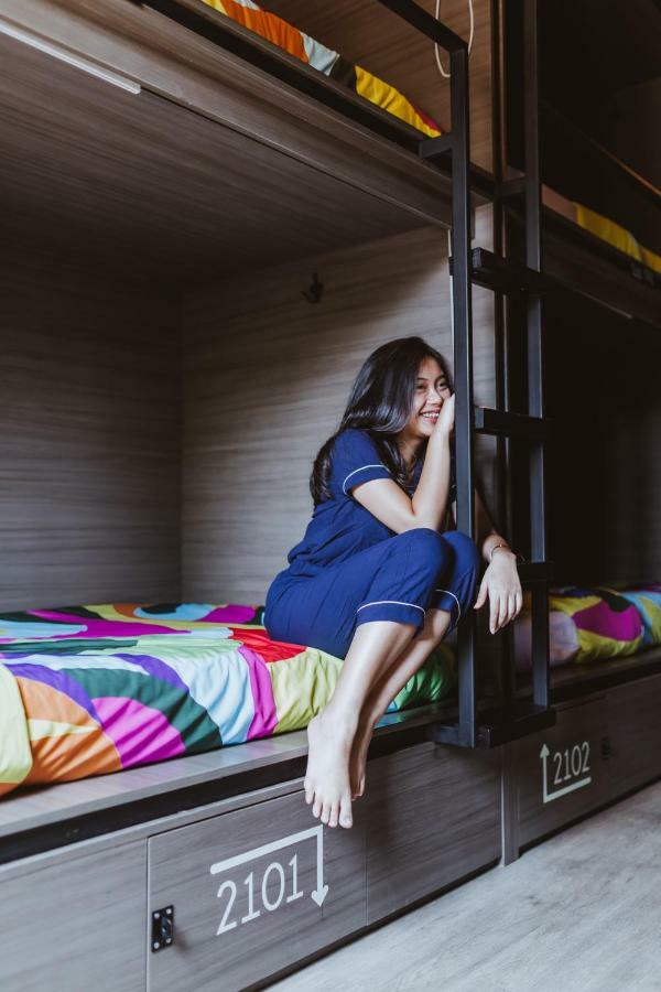 Nomad Hostel Kemang Jacarta Exterior foto